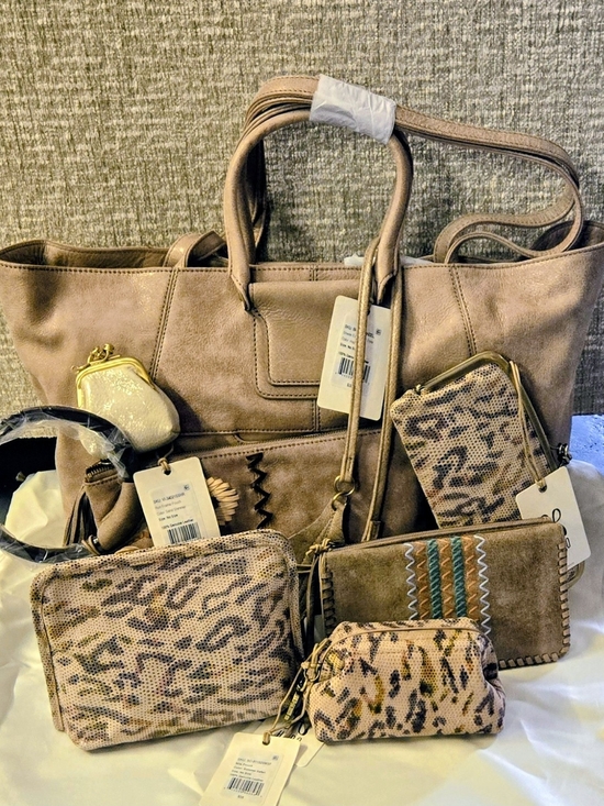 HOBO Handbags - HOBO Taupe Buffed LeatherShoulder Tote with Leopard-Print Accessory 8pc Set Set